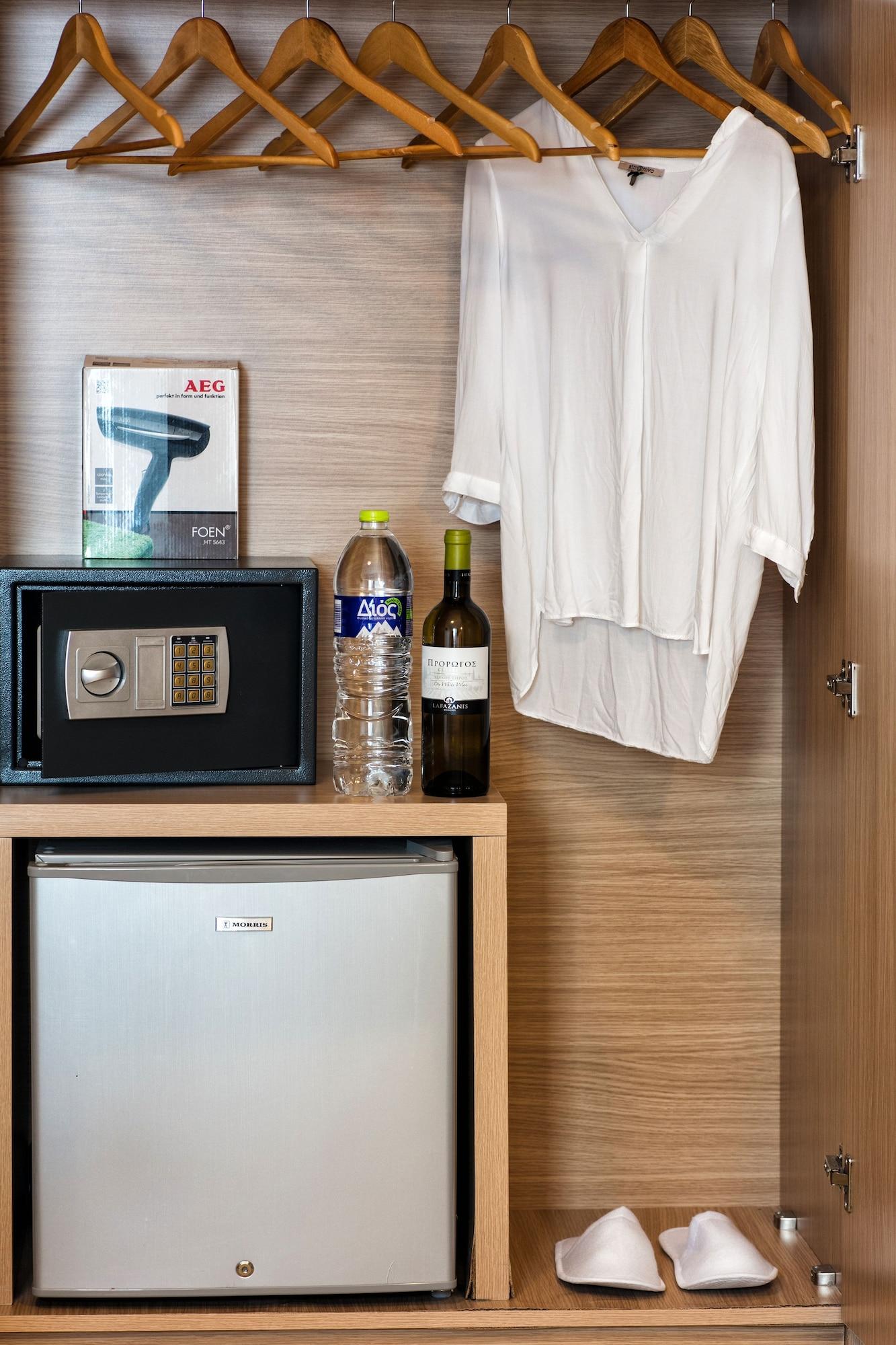 Atlas Aparthotel 4*